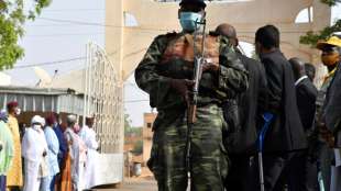 Hundert Menschen bei Angriffen auf Dörfer im Niger getötet