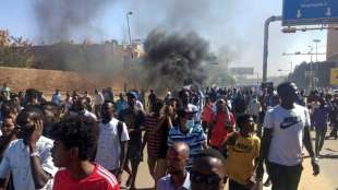 Von Milit&auml;rs entmachteter Regierungschef Hamdok im Sudan wieder im Amt