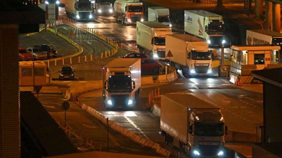 Gro&szlig;britannien lockert Vorgaben f&uuml;r ausl&auml;ndische Lkw-Fahrer