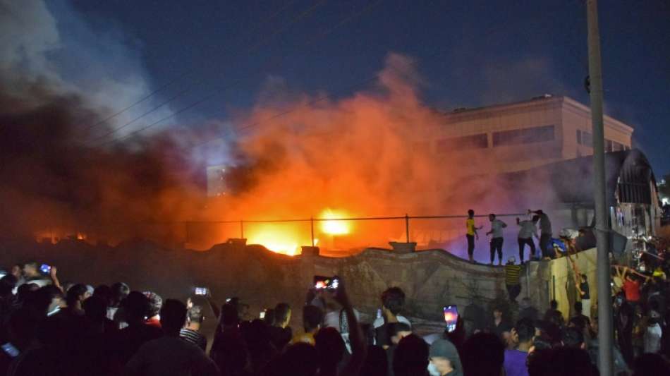 Trauer und Wut nach verheerendem Brand in s&uuml;dirakischem Krankenhaus