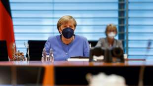 Merkel stellt sich den Fragen der Medien