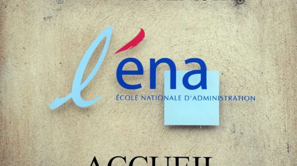 Frankreichs Pr&auml;sident Macron l&ouml;st Elitehochschule ENA auf