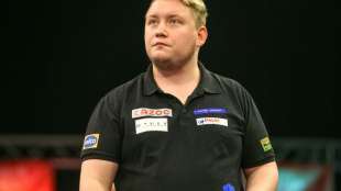 Darts-WM: Deb&uuml;tant Hempel schaltet Schindler aus - Sherrock gescheitert