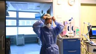 Bericht: Klinikmitarbeiter bekommen erneut staatliche Corona-Pr&auml;mie