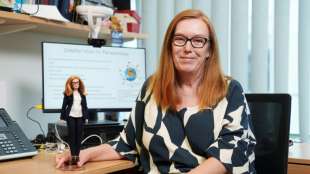 Astrazeneca-Mitentwicklerin Sarah Gilbert mit eigener Barbie gew&uuml;rdigt