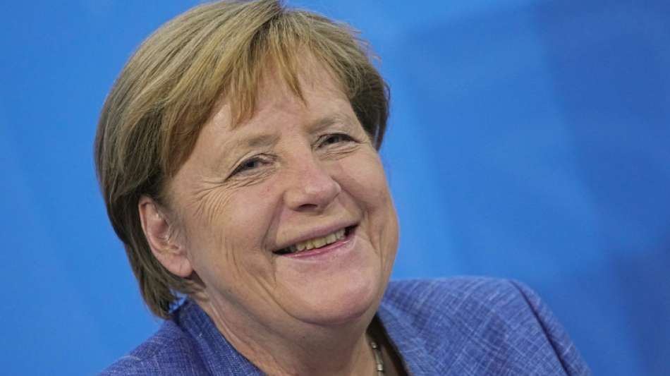 Merkel nimmt an Einweihung von neuem Quantencomputer teil