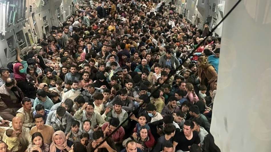 US-Milit&auml;r fliegt mehr als 3200 Menschen aus Afghanistan aus