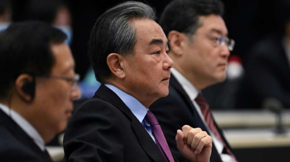 Chinas Au&szlig;enminister verteidigt Wahlrechtsreform f&uuml;r Hongkong als "vern&uuml;nftig"
