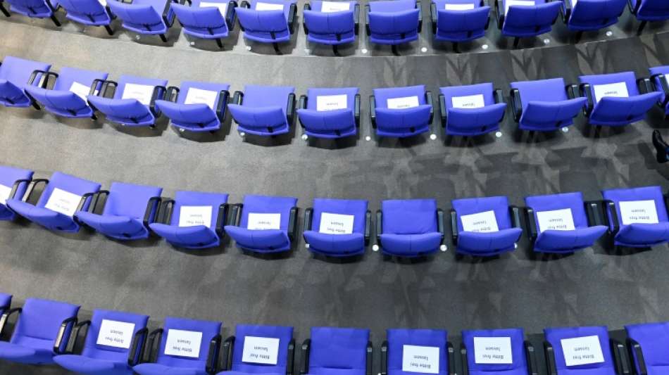 Ampel-Koalition treibt neue Sitzordnung im Bundestag voran - Union sauer