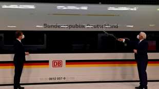 Bahn setzt seit Sonntag XXL-ICE ein - Platz f&uuml;r mehr als 900 Fahrg&auml;ste
