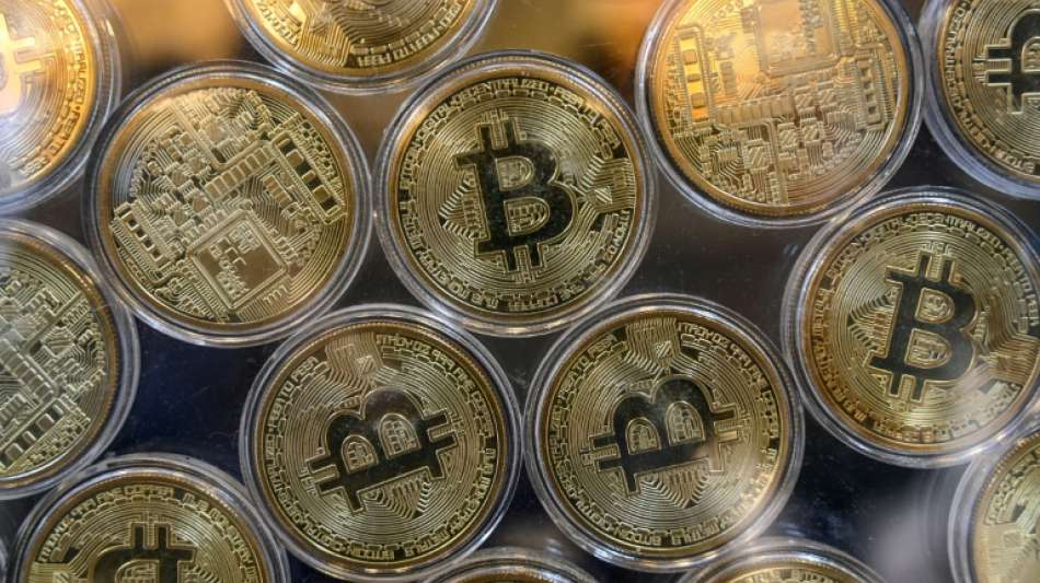Wert von Kryptow&auml;hrungen weltweit &uuml;bersteigt erstmals drei Billionen Dollar