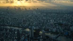 Japan schn&uuml;rt 430-Milliarden-Euro-Konjunkturpaket