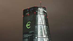 Europ&auml;ische Zentralbank h&auml;lt weiter an lockerer Geldpolitik fest