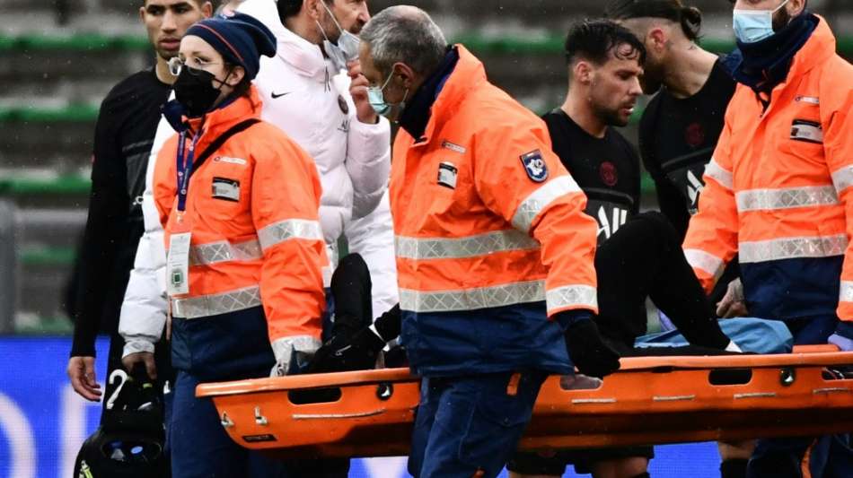 Neymars Tr&auml;nen: Superstar bei Ramos-Deb&uuml;t wohl schwer verletzt