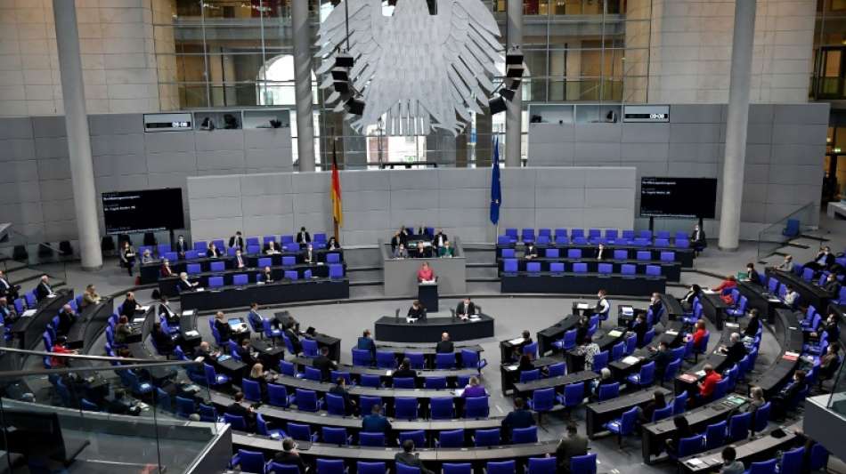 Karlsruhe entscheidet zu Unterschriftenzahl f&uuml;r Kleinparteien bei Bundestagswahl