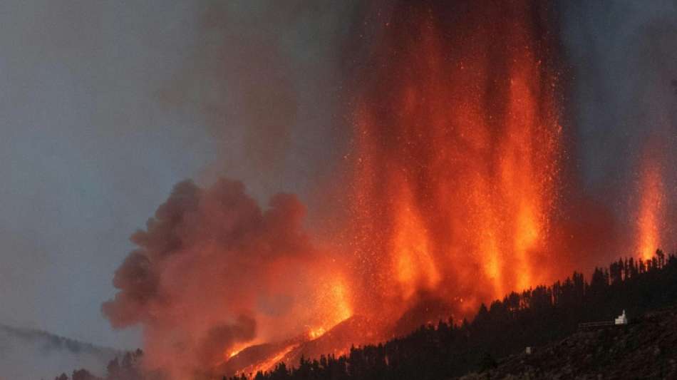 Vulkanausbruch auf Kanareninsel La Palma zerst&ouml;rt rund hundert H&auml;user