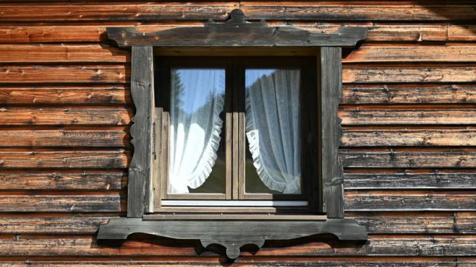 Reise- und Tourismuswirtschaft fordert Verl&auml;ngerung der &Uuml;berbr&uuml;ckungshilfen