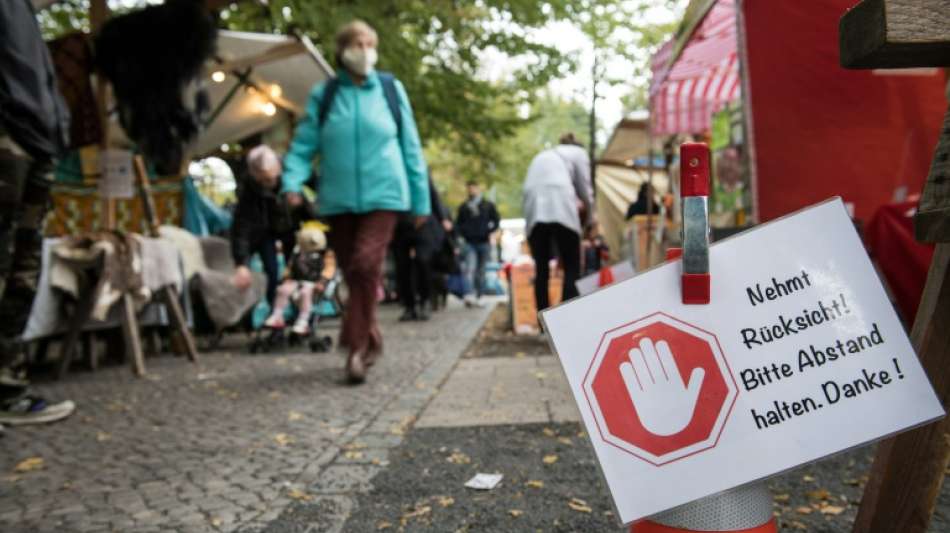 Umfrage: Erwerbst&auml;tige weniger besorgt um Job aber unzufriedener mit Politik