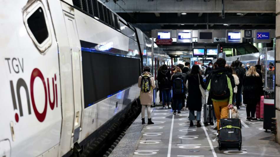 Neuer landesweiter Lockdown in Frankreich in Kraft getreten