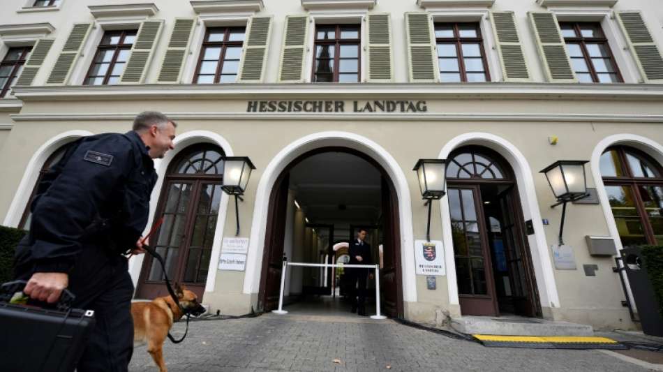 Erste &ouml;ffentliche Sitzung in L&uuml;bcke-Untersuchungsausschuss in hessischem Landtag