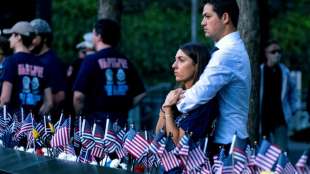 Berliner Feuerwehr w&uuml;rdigt bei 9/11 verstorbene Kollegen mit Gedenkgottesdienst