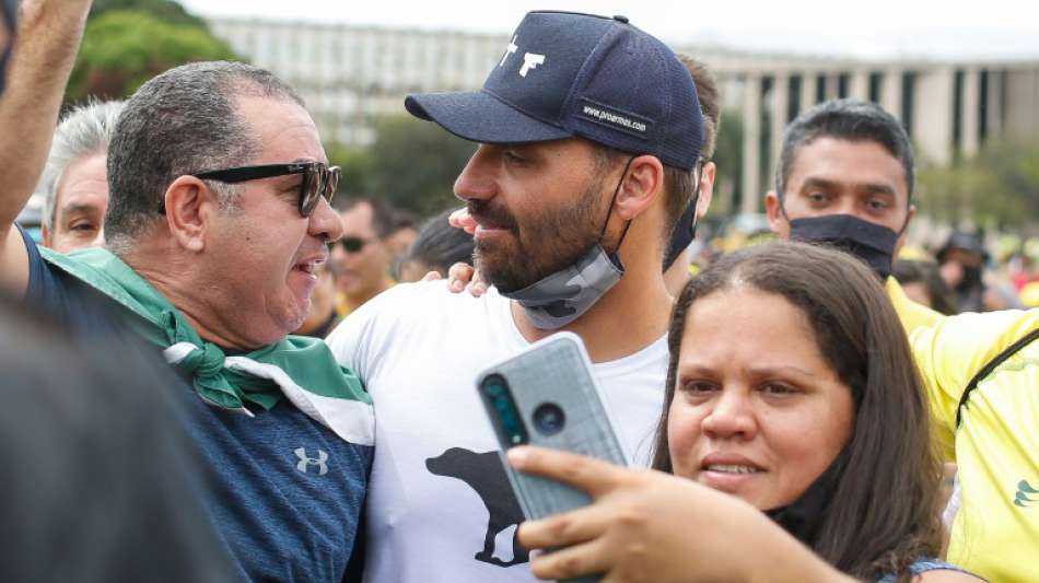 Erneut Demonstrationen f&uuml;r Bolsonaro in mehreren St&auml;dten Brasiliens