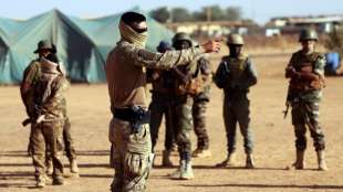 Malis Milit&auml;rjunta dringt weiter auf Abzug d&auml;nischer Truppen