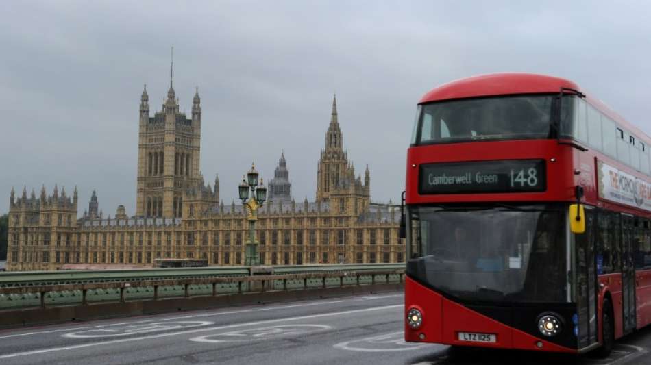Britisches Finanzministerium k&uuml;ndigt Milliarden-Investitionen in Verkehr an
