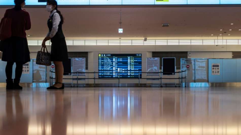 WHO r&auml;t &auml;lteren Menschen ohne Impfschutz wegen Omikron-Variante zu Reiseverzicht