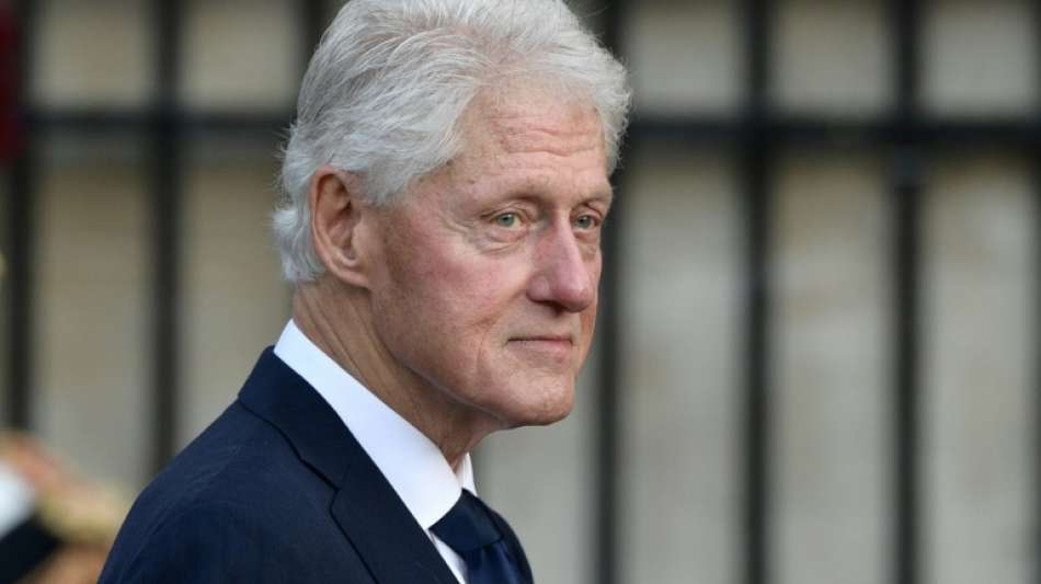 Bill Clinton verbringt weitere Nacht im Krankenhaus 