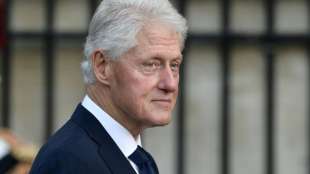 Bill Clinton verbringt weitere Nacht im Krankenhaus 