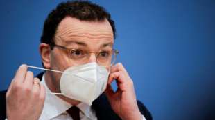 Spahn dr&uuml;ckt bei Impfungen mit Astrazeneca-Produkt aufs Tempo