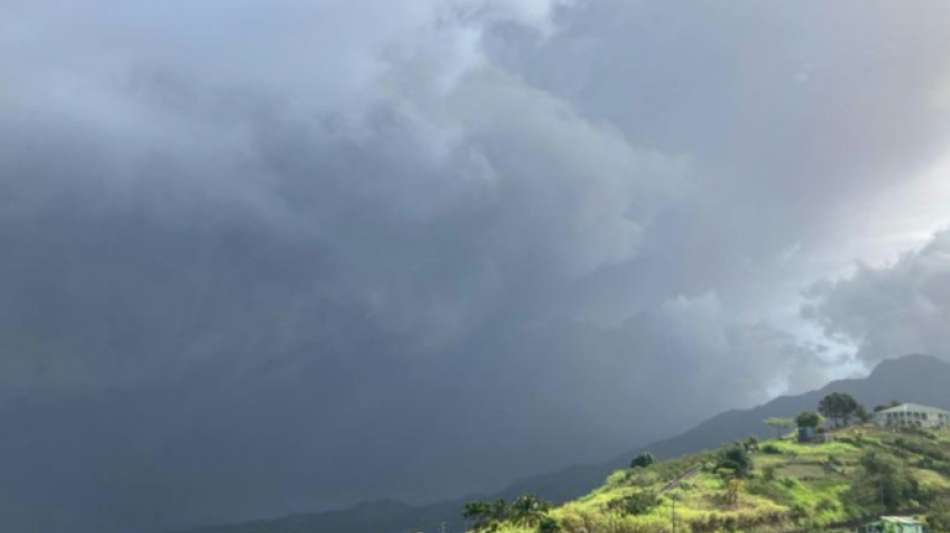 Vulkan auf Karibik-Insel St. Vincent erstmals seit vier Jahrzehnten ausgebrochen