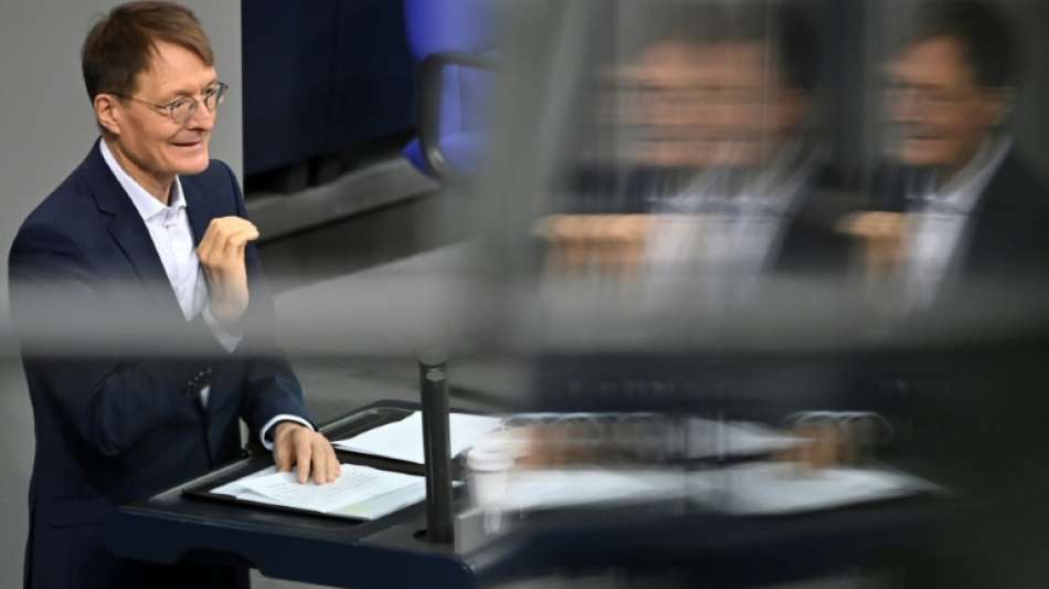 Bundestag beschlie&szlig;t Impfpflicht f&uuml;r Heime und Krankenh&auml;user