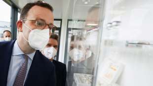 Spahn hofft auf "mehr Normalit&auml;t" in Schulen durch Impfung von Jugendlichen