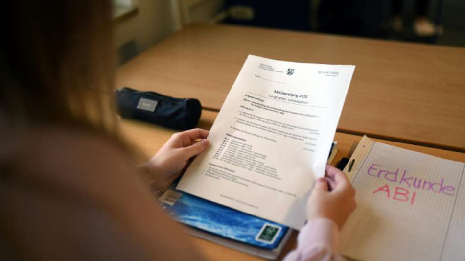 Debatte um Abiturpr&uuml;fungen trotz Pandemie