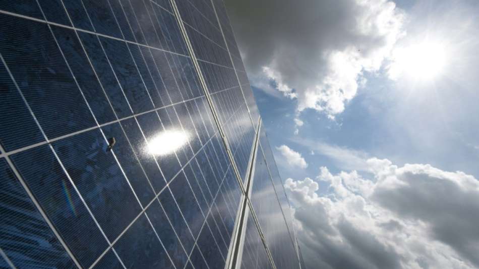 Verbrauchersch&uuml;tzer sehen beim Energie- und Klimapaket Licht und Schatten