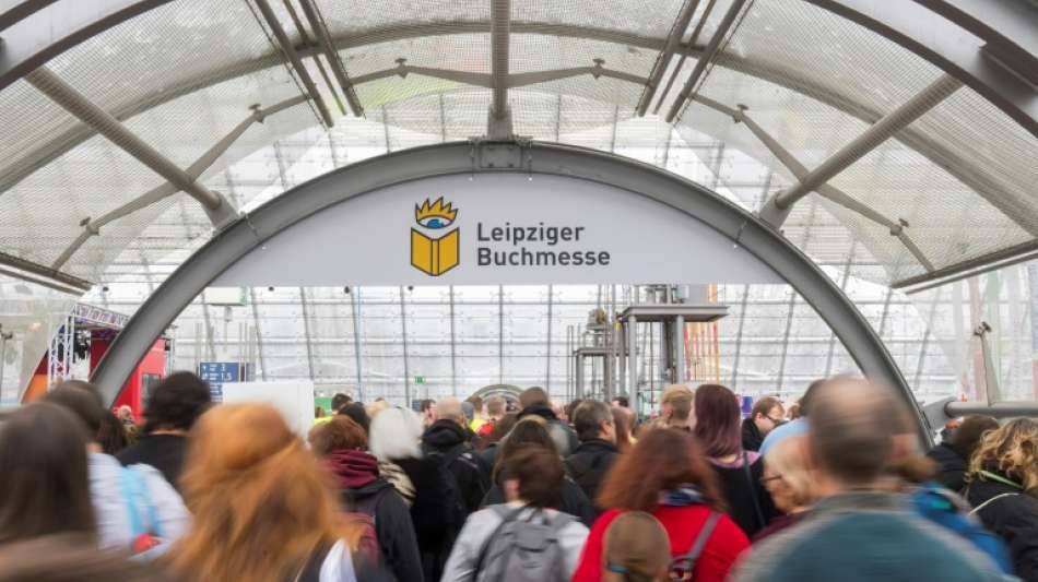 Iris Hanika gewinnt Preis der Leipziger Buchmesse f&uuml;r Roman "Echos Kammern"