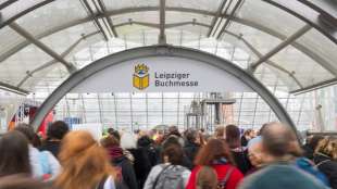 Iris Hanika gewinnt Preis der Leipziger Buchmesse f&uuml;r Roman "Echos Kammern"