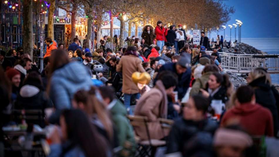 Restaurants in der Schweiz d&uuml;rfen ab Montag wieder ihre Innenbereiche &ouml;ffnen