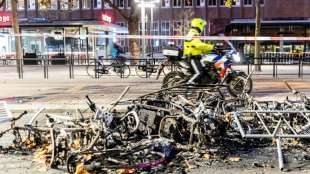 Rotterdamer B&uuml;rgermeister prangert "Orgie der Gewalt" bei Corona-Demo an