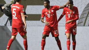 Bayern setzen sich ab - H&uuml;tter geht mit Eintracht in Gladbach unter