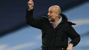 "Ich w&auml;re doch verr&uuml;ckt": Guardiola setzt auf Offensive 
