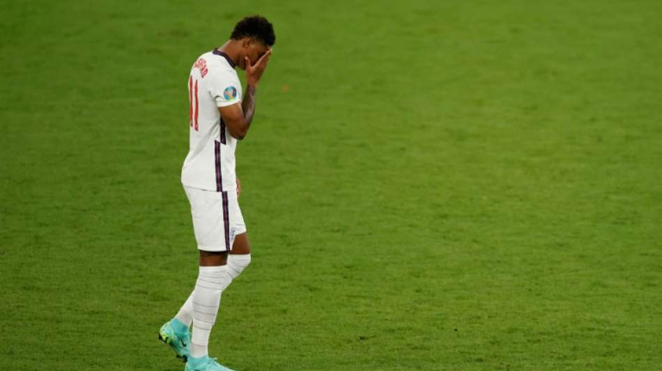 Englands Fu&szlig;baller werden nach EM-Finale zur Zielscheibe rassistischer Beleidigungen