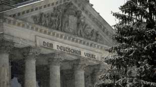 Corona-Infektionen mit Omikron und Delta in Bundestagsausschuss