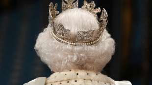 Scholz gratuliert Queen Elizabeth zum Thronjubil&auml;um