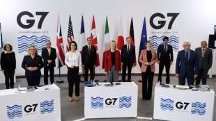 G7 drohen Moskau mit "massiven Konsequenzen" bei Ukraine-Einmarsch