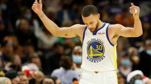 Christmas Games: Curry &uuml;berragt bei Warriors-Sieg in Phoenix
