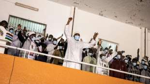 Amtsinhaber Barrow in Gambia zum Sieger der Pr&auml;sidentschaftswahl erkl&auml;rt