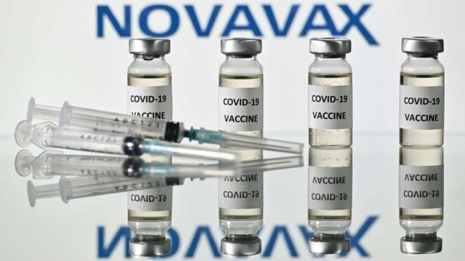 Novavax gibt hohe Wirksamkeit seines Impfstoffkandidaten bekannt